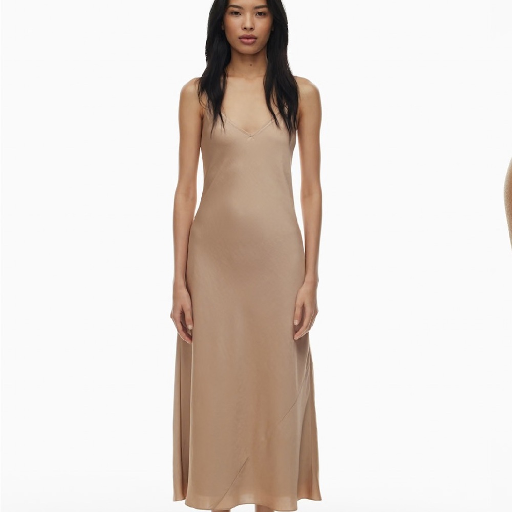 NWT Artizia One Slip